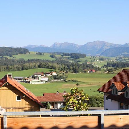 Ferienwohnung Haus Lenzhalde Oberreute Exterior foto