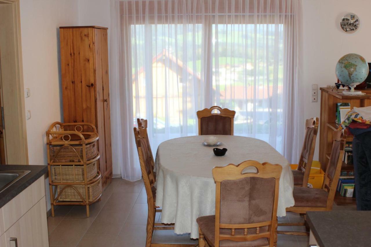 Ferienwohnung Haus Lenzhalde Oberreute Exterior foto